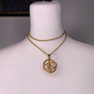 3D cut out Vintage Golden ♍️Virgo Pendant Necklace
Trifari piece.